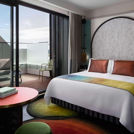 Qt Newcastle Hotel Luaran gambar A room at the hotel