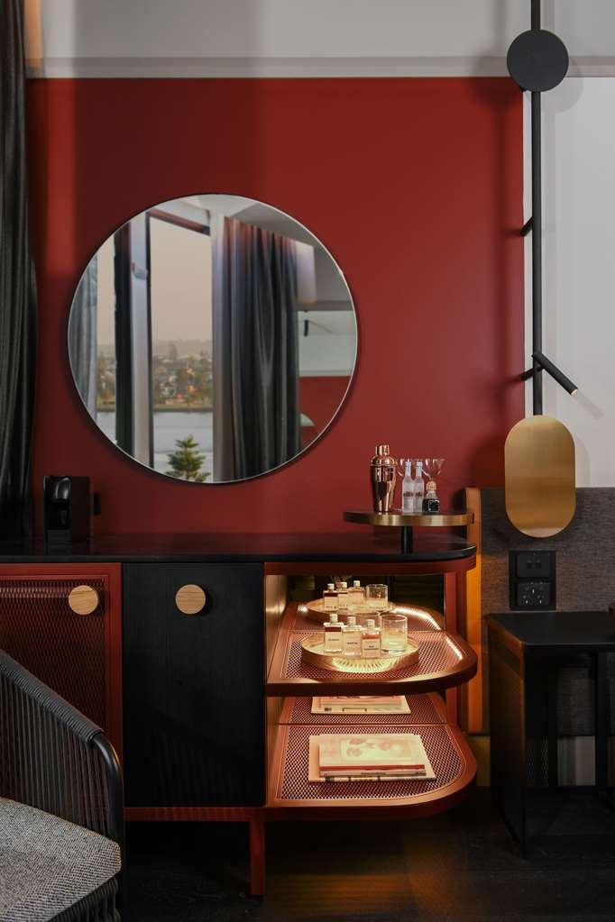 Qt Newcastle Hotel Bilik gambar A room at the hotel
